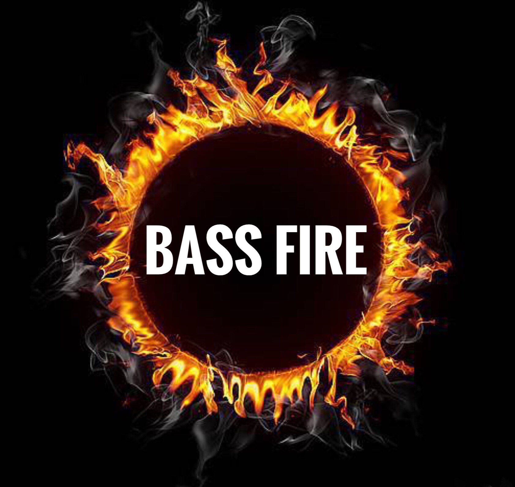 динамик в огне. горящее пианино. электрогитара в огне. песня огонь басы. гитара в огне.
